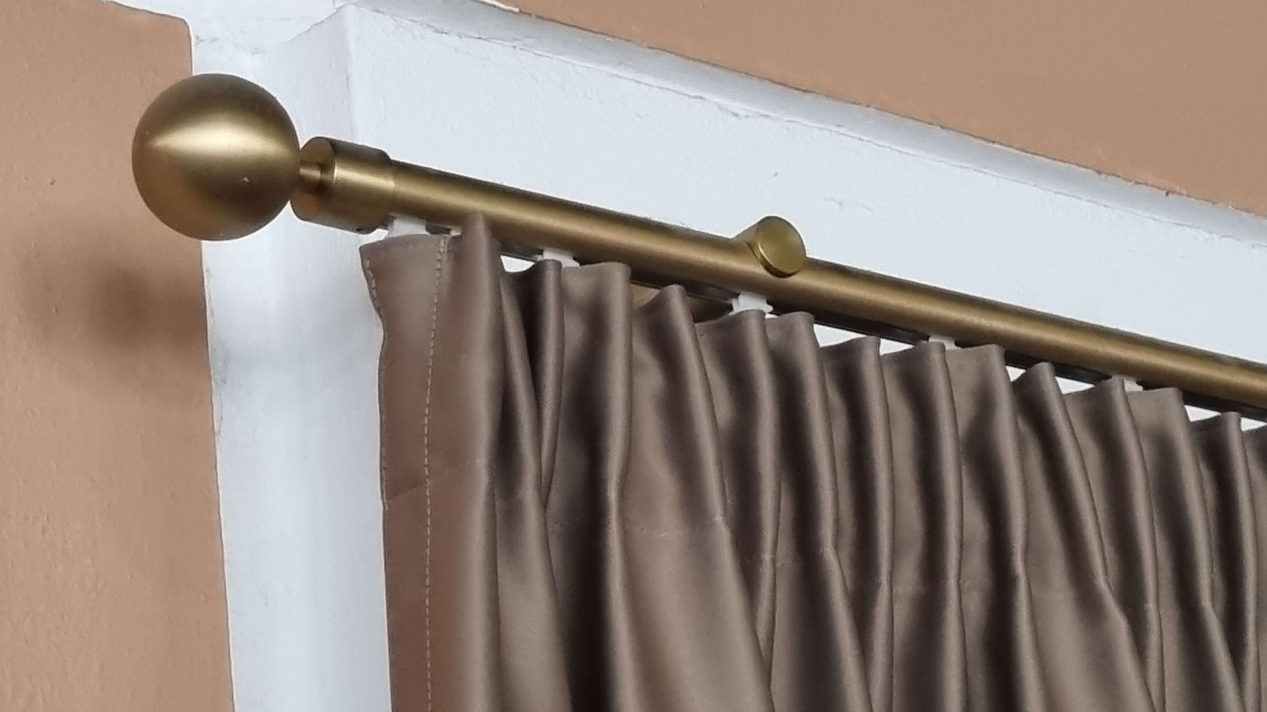 Gardinenstange Messing matt Innenlaufsystem 20 mm Regina Gardinenstange Messing matt Innenlaufsystem 20 mm Regina