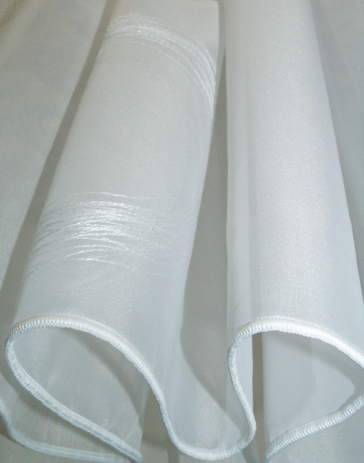 Gardine nach Maß mit Stickerei Kreis " Siena"