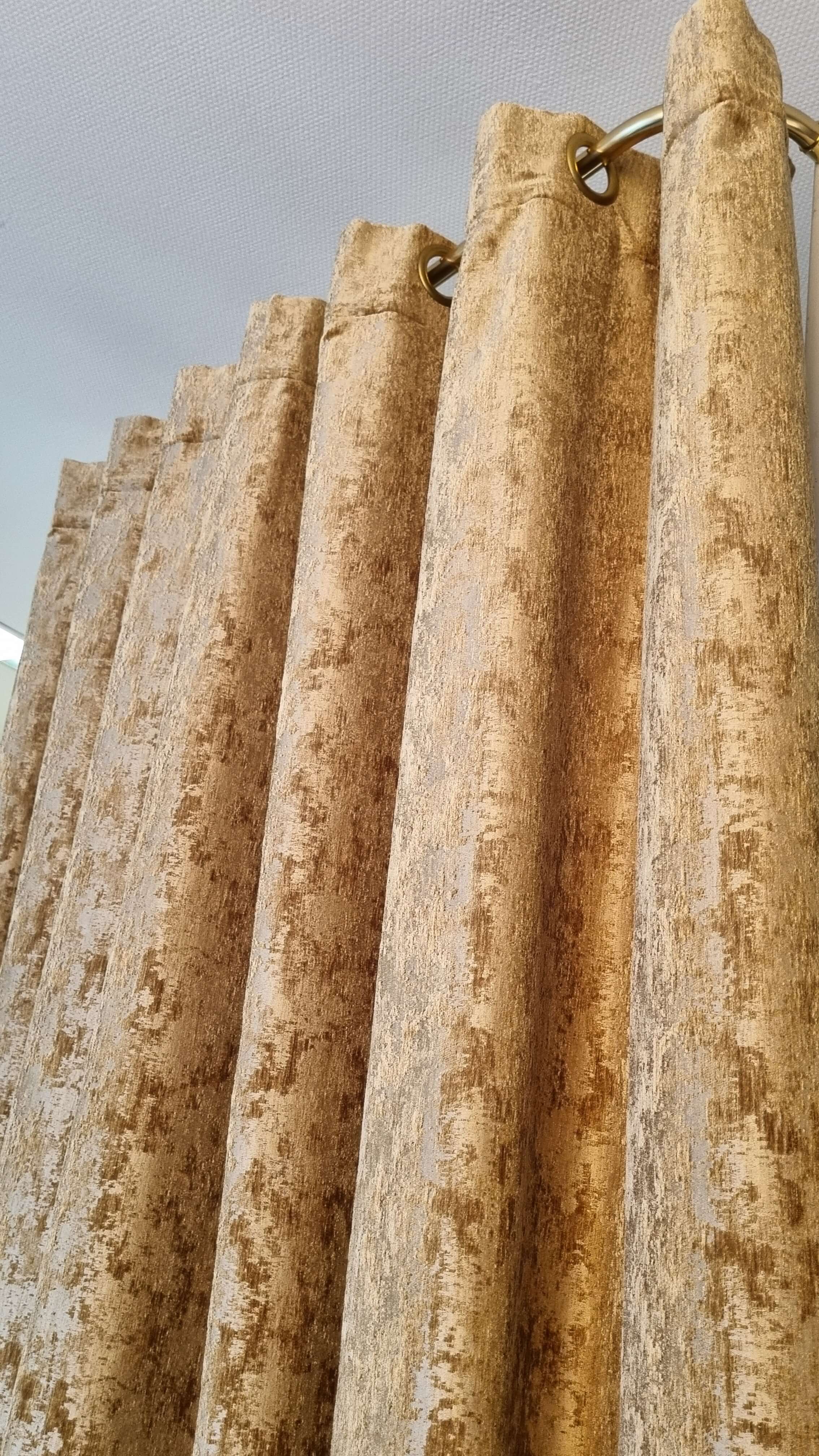 Windfang Vorhang Gold oder silber nach Maß Höhe bis 270 cm Flammhemmend B1