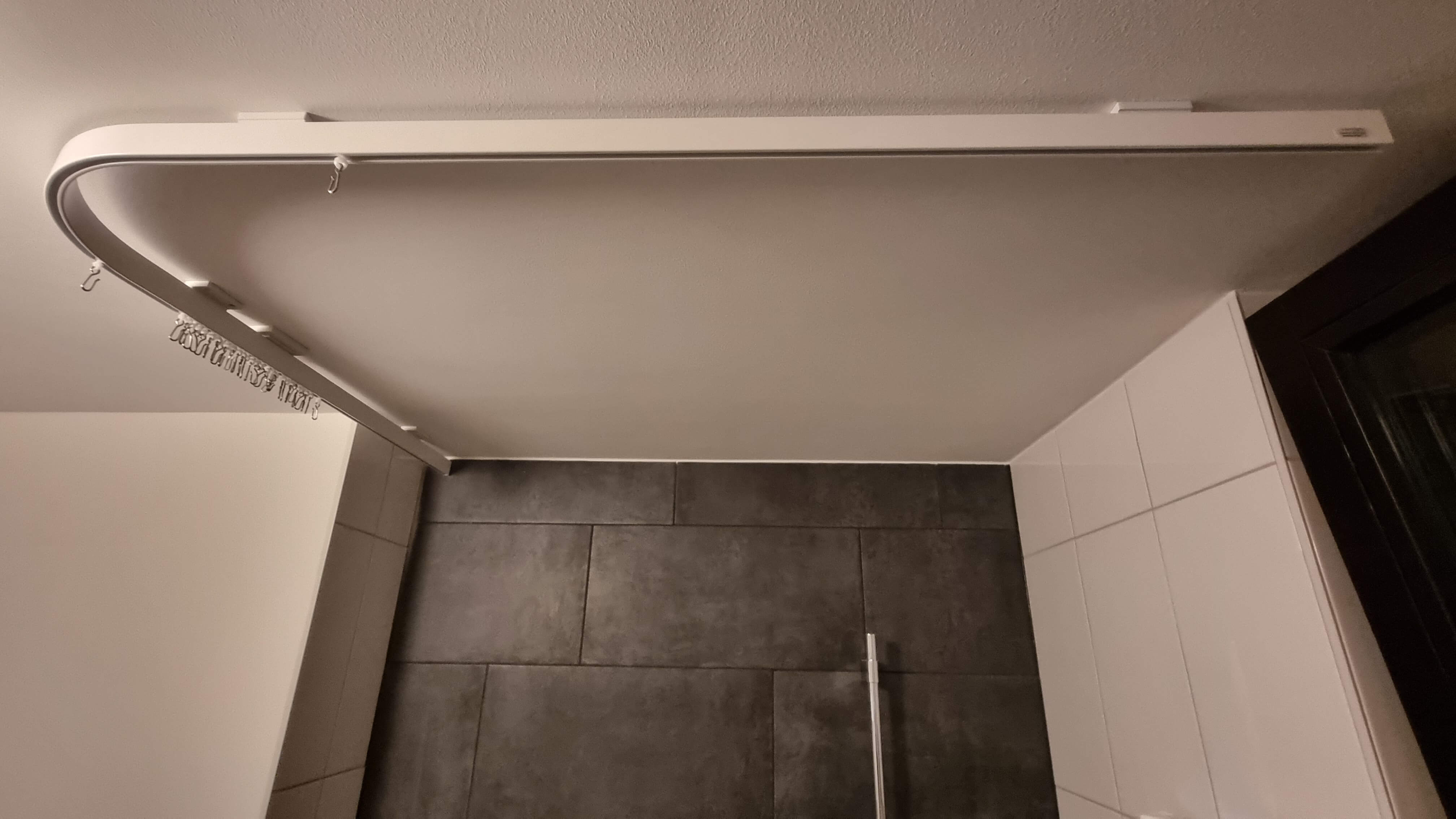 Duschvorhangstange eckig 34x13 mm - incl. Bogen / Deckenmontage 