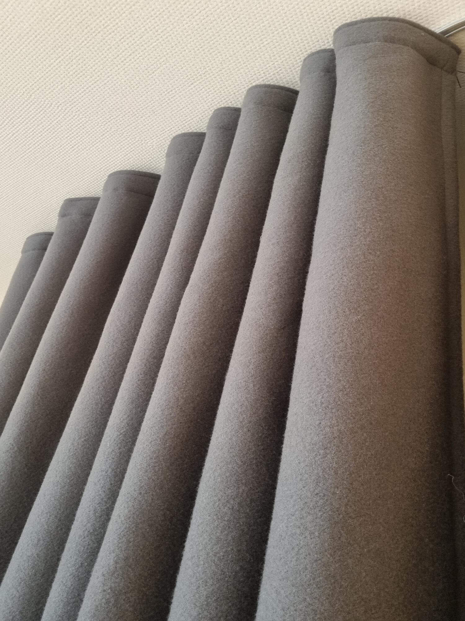 Thermovorhang_resized_portrait_original Thermo-Vorhang extra schwer reine Schurwolle 1000 g mit Schwerstegband