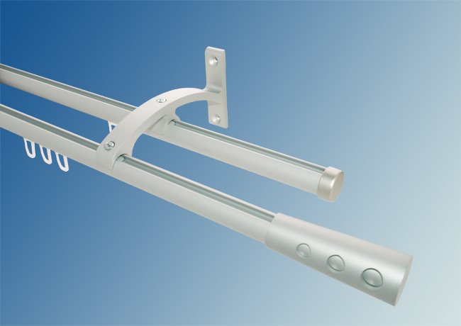 1592_0 Gardinenstange Aluminium Silber Zylinder gelocht 2lfg