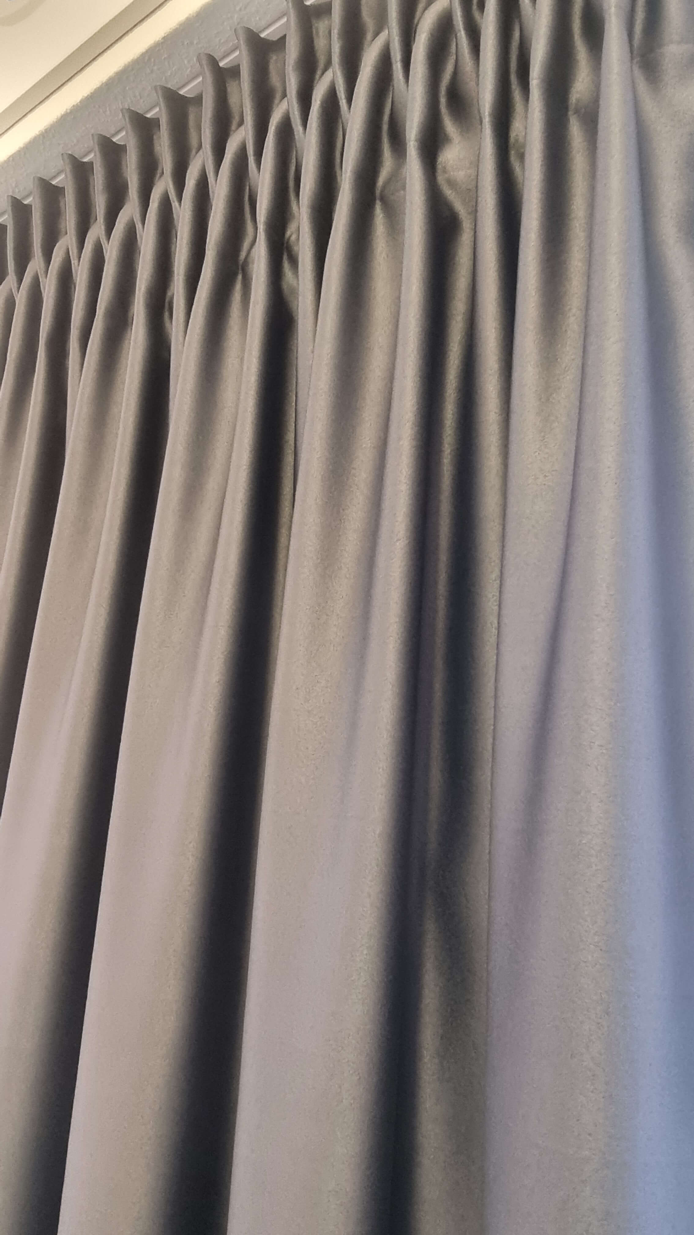 20240530_144353 Vorhang verdunkelung